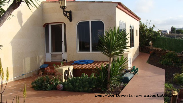 Im verkauf! Geräumige Villa mit spektakulärer Aussicht in Villaverde, Fuerteventura!