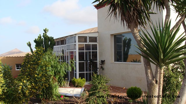 Te koop! Ruime villa met spectaculair uitzicht, gelegen in Villaverde, Fuerteventura!