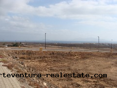 Zu verkaufen! Grundstück zur gewerblichen Nutzung in Corralejo, Fuerteventura