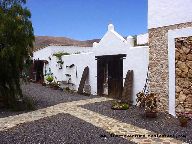 Wir verkaufen ein sehr schönes grosses Landhaus mit Pool in Antigua auf Fuerteventura