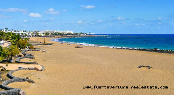 We sell comercial investment properties such as hoteles and tourist apartment complexes on Fuerteventura & Lanzarote