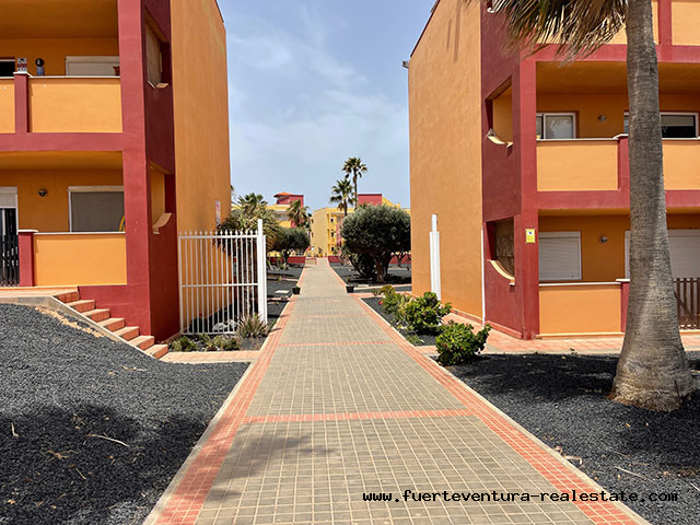 For sale! Very nice apartment in the residential area of La Caleta, in the north of the island