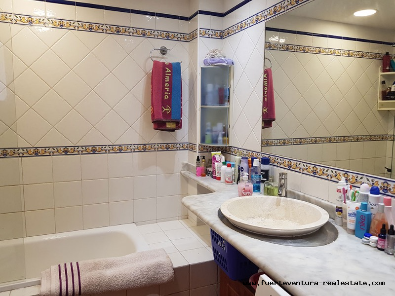 We are selling a beautiful small villa with jacuzzi in Corralejo