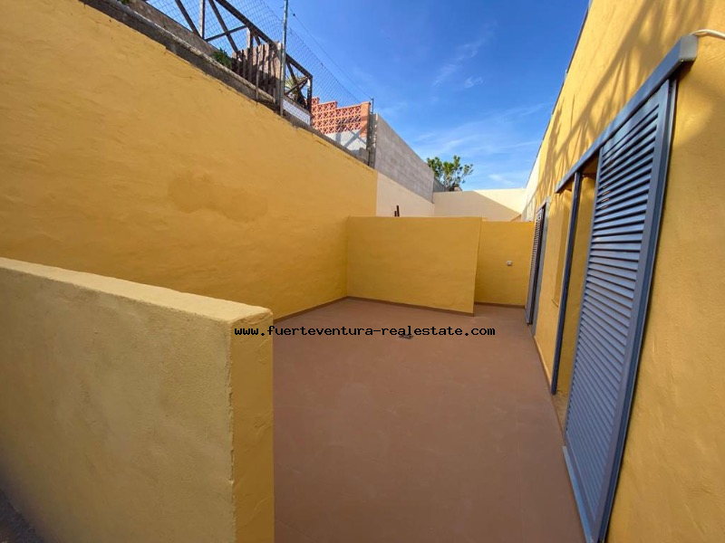 Zu Verkaufen! Doppelhaushälfte mit Meerblick in Caleta de Fuste