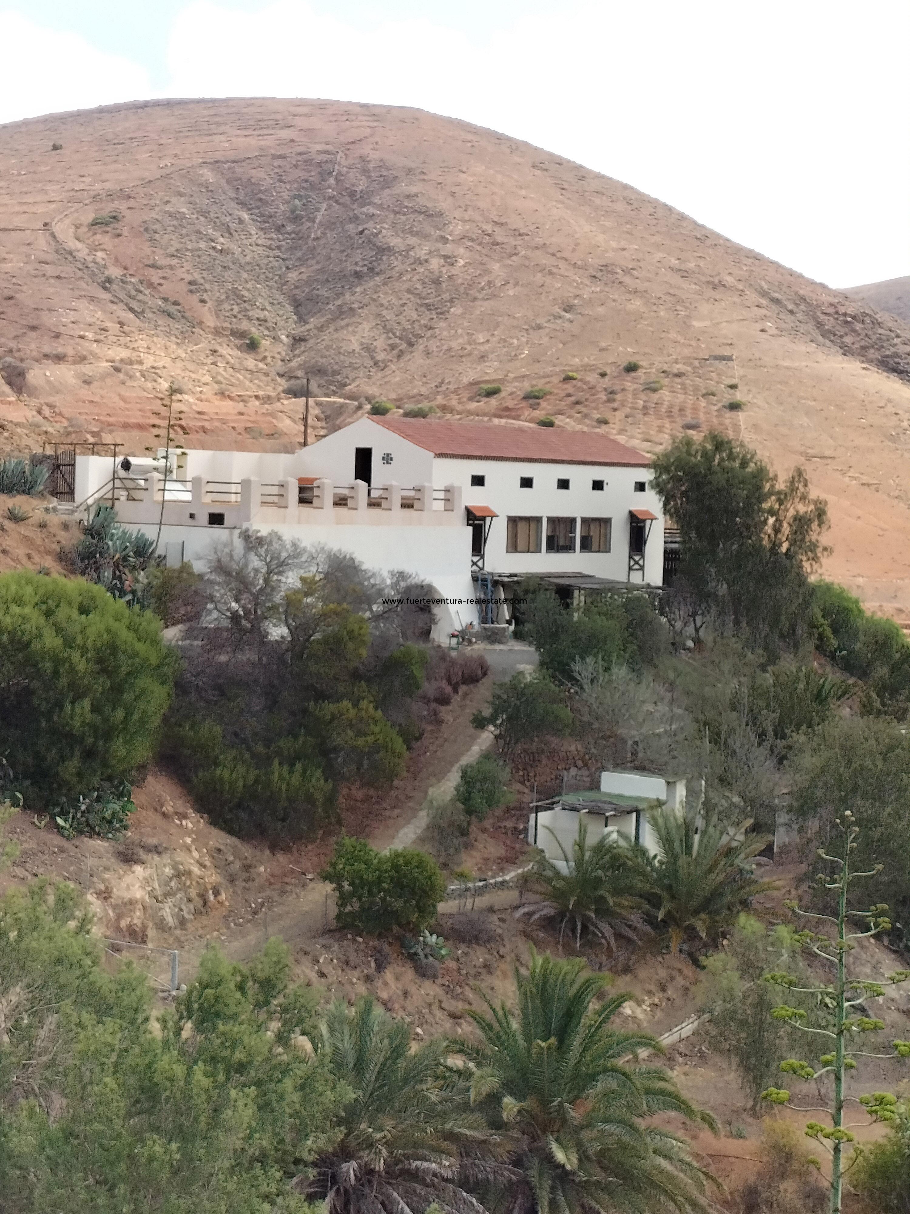 Zu Verkaufen! Sehr schöne Finca mit 23.000 m2 Grund in Fuerteventura 