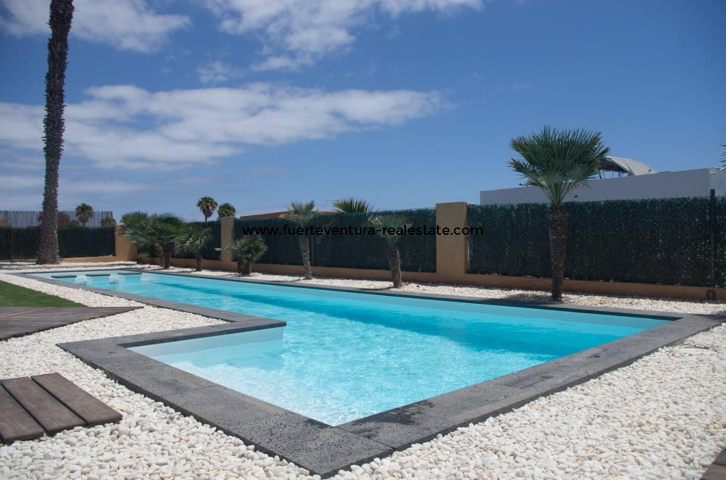 Einmalige Villa mit Pool am Golf Las Salinas in Caleta de Fuste