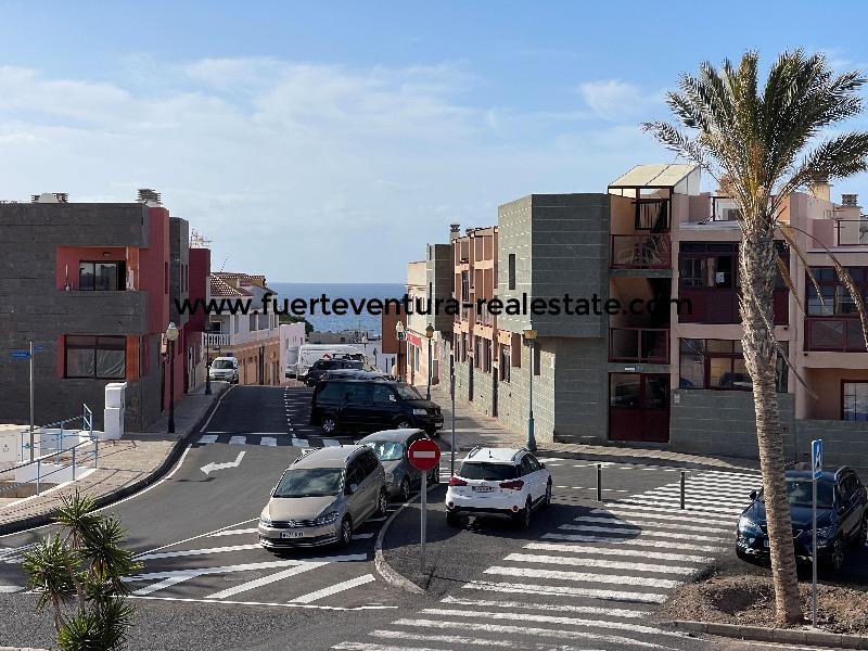  For sale! A very nice apartment with sea views in La Lajita, south of the island
