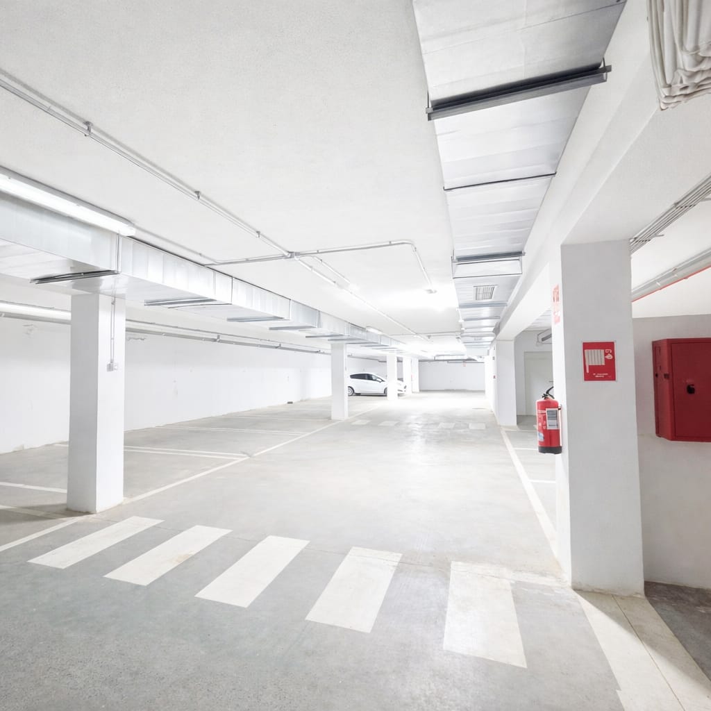 Underground parking space for sale in the Cotillo Mar complex